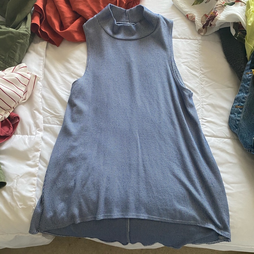 Sleeveless top